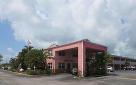 Flamingo Hotel in Okeechobee Florida
